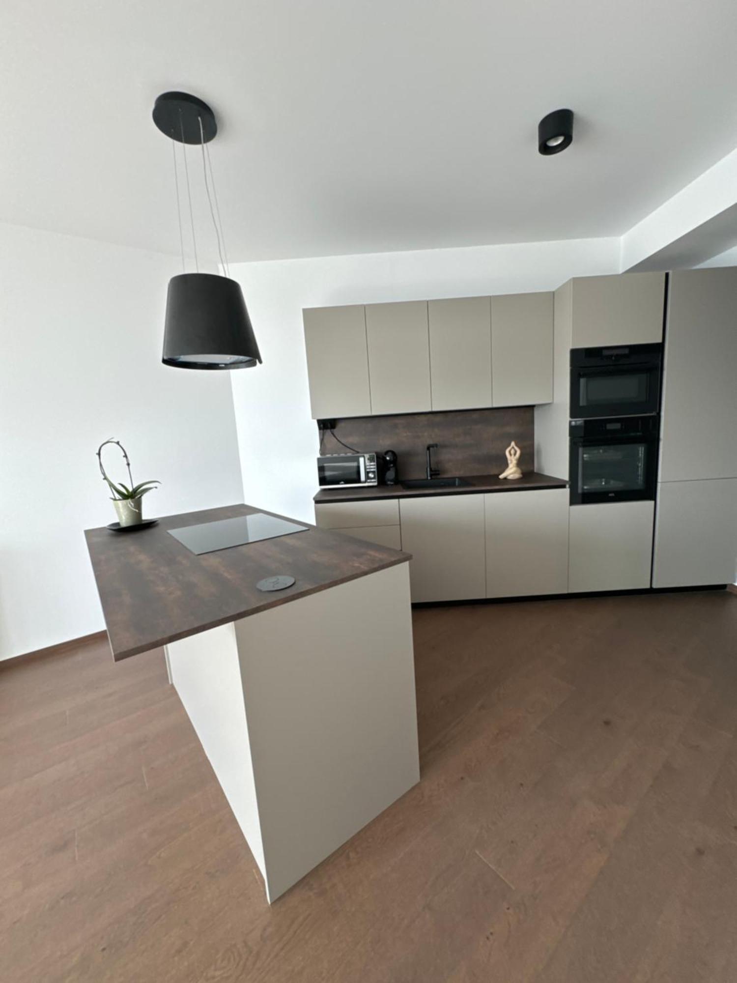 Apartmán New Eurovea Tower *
